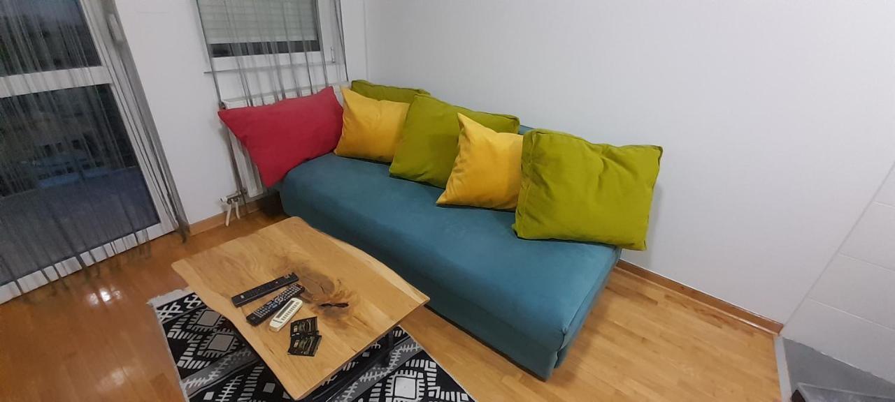 Studio Marko Novi Sad Buitenkant foto